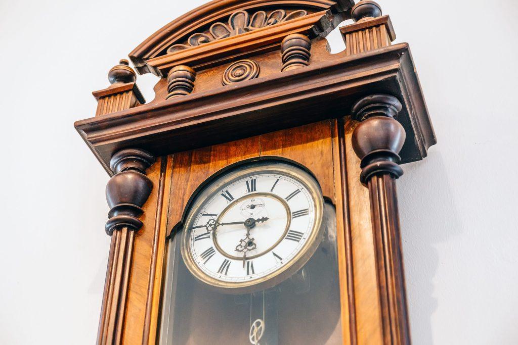 horloge comtoise dater