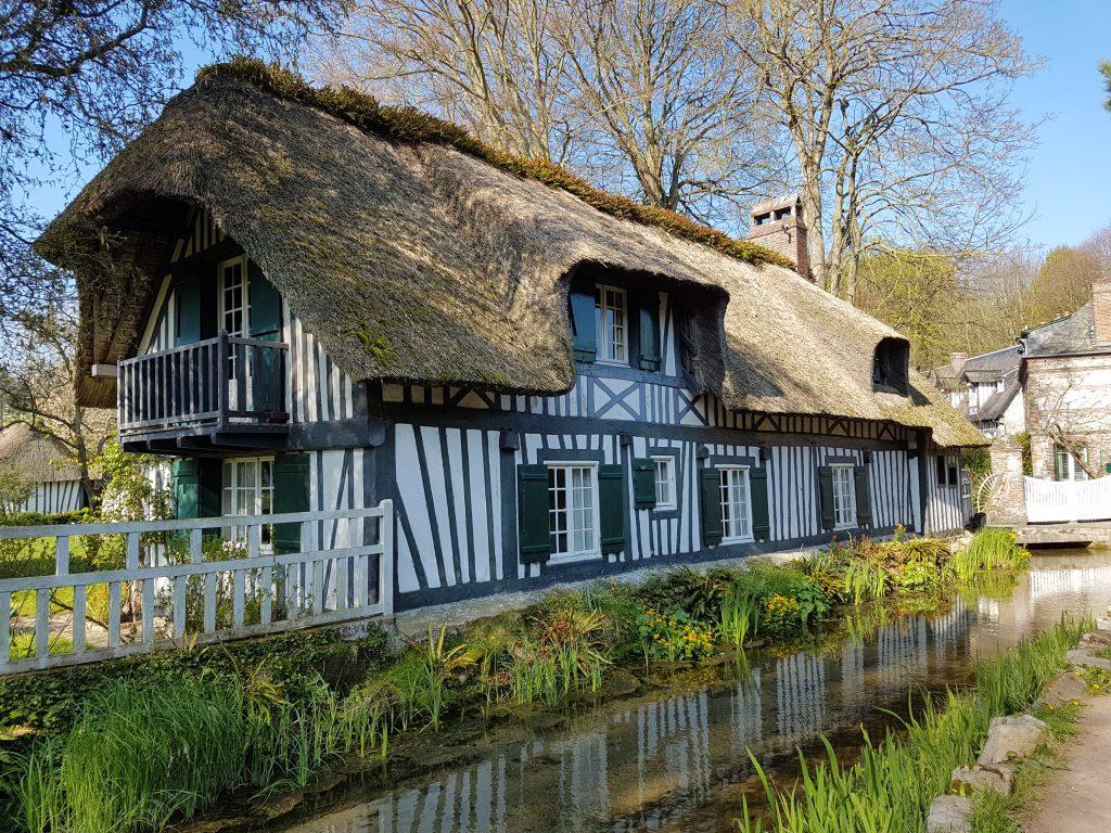 maison normande chaumiere