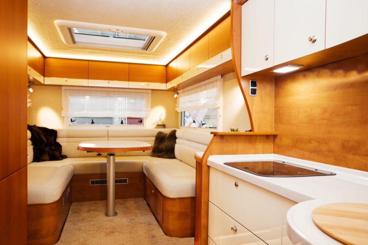 renovation interieur petite caravane